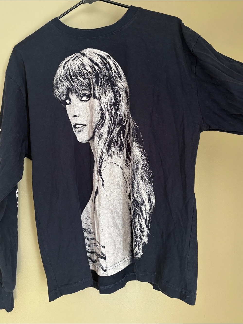 Taylor Swift The Eras Tour Navy Blue Long Sleeve Shirt Size LARGE - Picture 2 of 7